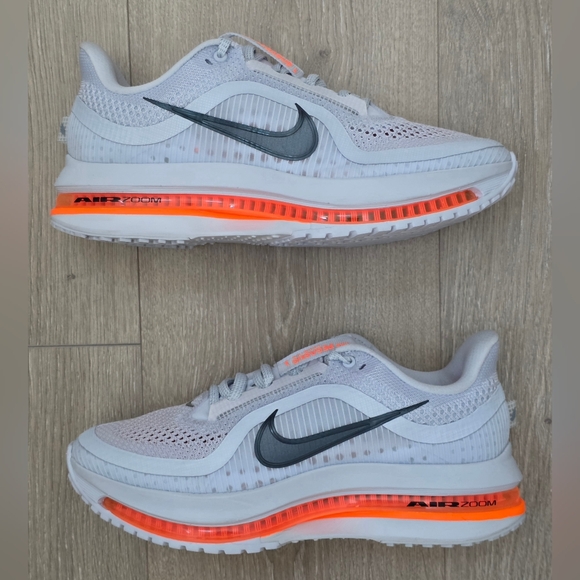 Nike Pegasus Premium Road Running Shoes HQ2592-002 Mens 6 / Womens 7.5 MSRP $220